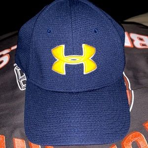 Under Armour baseball hat M/L fit ⚾️ 🧢